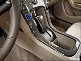  Gear shifter/center console photo