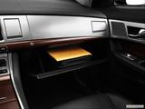  Glove box open photo