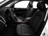  Front seats from Drivers Side photo