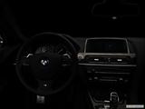  Centered wide dash shot photo