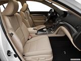  Passenger seat photo
