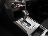  Gear shifter/center console photo