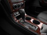  Gear shifter/center console photo