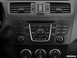  Stereo controls photo