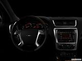  Centered wide dash shot photo