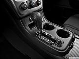  Gear shifter/center console photo