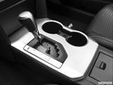  Gear shifter/center console photo