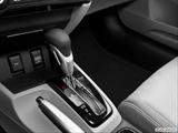  Gear shifter/center console photo