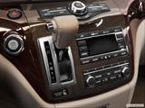  Gear shifter/center console photo
