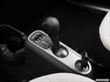  Gear shifter/center console photo