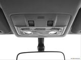  Courtesy lamps/ceiling controls photo