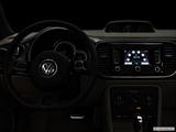  Centered wide dash shot photo