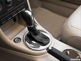  Gear shifter/center console photo