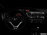  Centered wide dash shot photo
