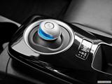  Gear shifter/center console photo