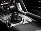  Gear shifter/center console photo