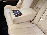  Rear center console with closed lid from driver's side looking down photo