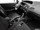  Zune and auxiliary jack photo