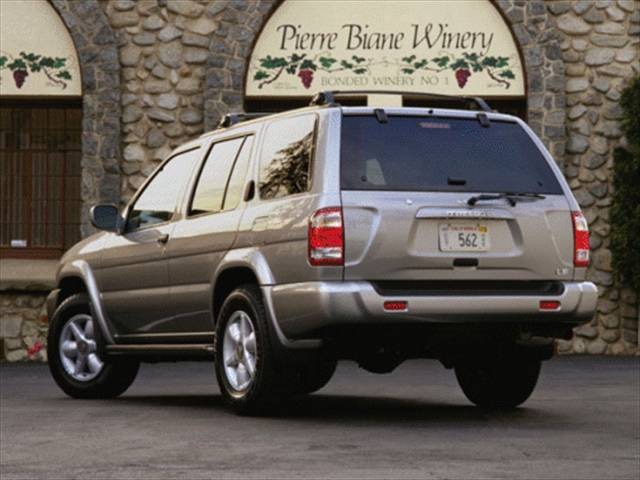 2001-nissan-pathfinder-rearside_ntpatle0