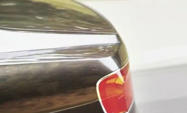2014-bentley-flying-spur-teaser-pic-taillamp-600-001