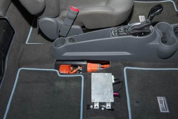 chevysparkevcutaway09-medium-600-001