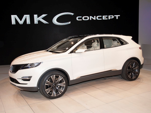lincoln-mkc-concept-(13)-600-001