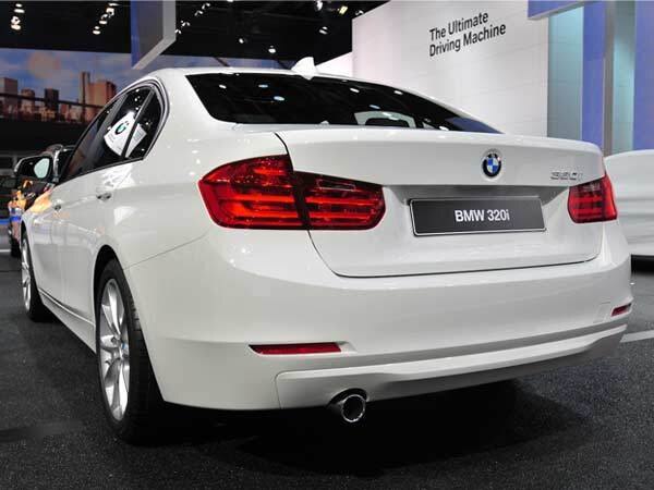 2013_bmw_320i_7-600-001
