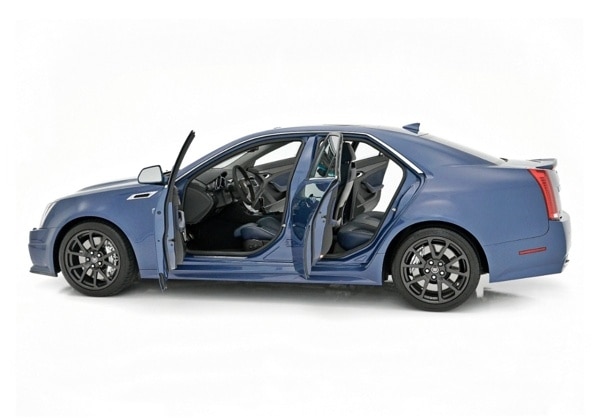 cadillac-cts-v-stealth-blue-01-medium-600-001
