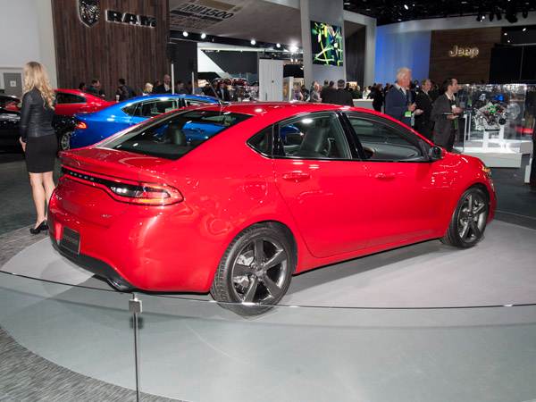 2013-dodge-dart-gt-(7)-600-001