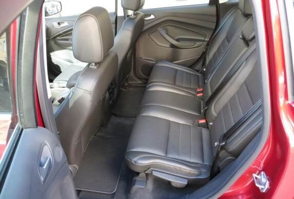 2013-ford-c-max-energi-rear-seat-look-in1-600-001