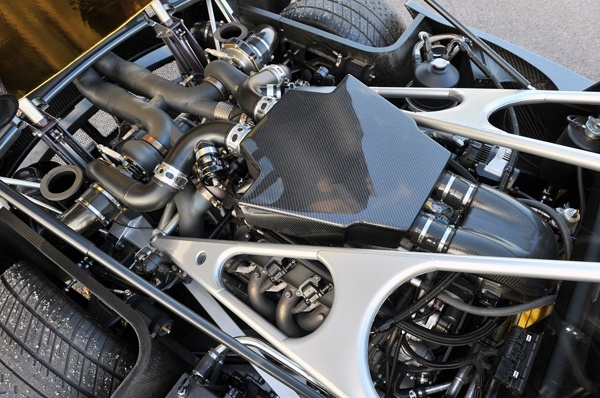 hennessey-venom-gt-engine-detail-600-001