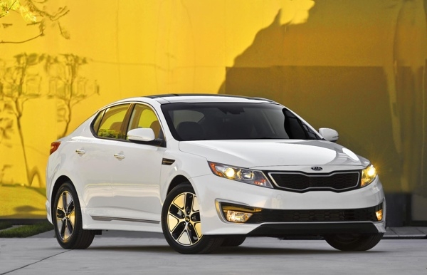 2013-kia-optima-hybrid-(2)-600-001