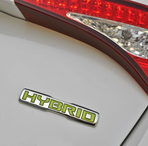 2013-kia-optima-hybrid-(3)-600-001