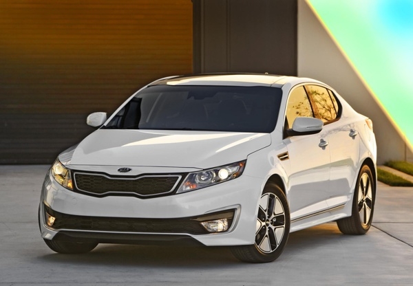 2013-kia-optima-hybrid-(4)-600-001