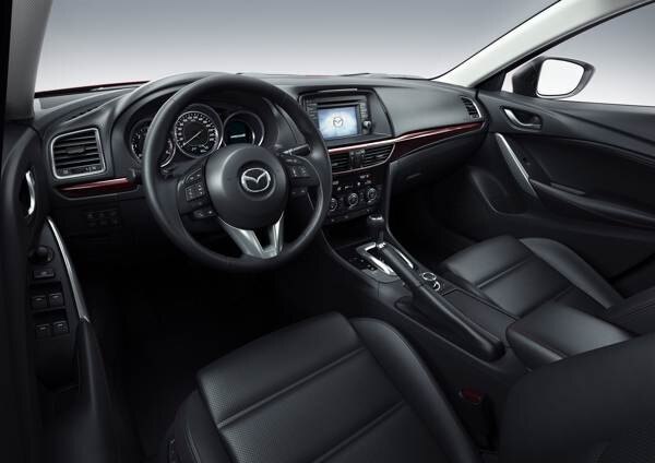 2013-mazda6-600-008