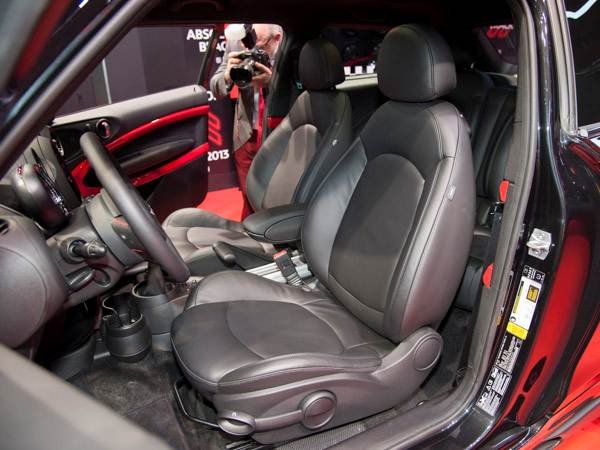 2013-mini-cooper-jcw-paceman-(7)-600-001