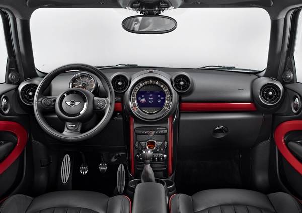 mini-paceman-jcw-(11)-600-001