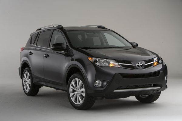 2013-toyota-rav4-724-600-001