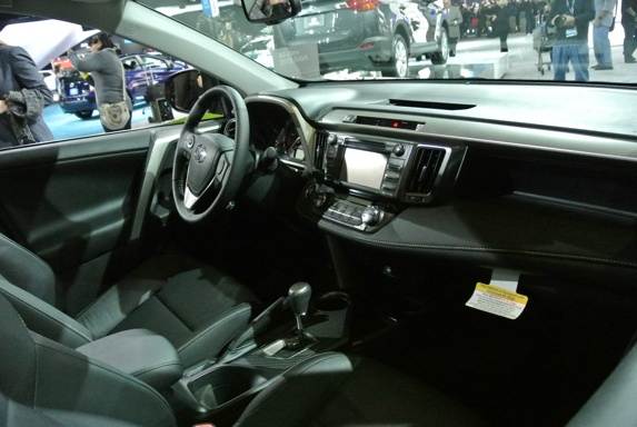 toyota-rav4-jrn-(5)-600-001