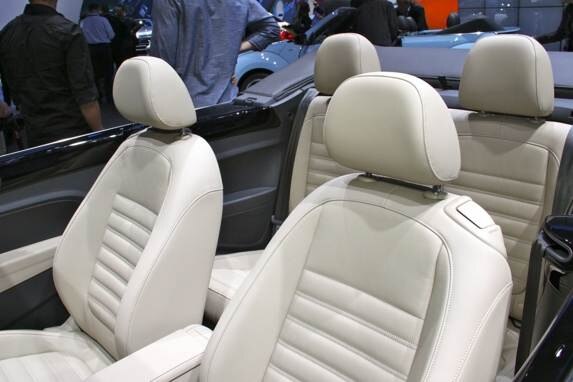 vw-beetle-convertible-05-600-001
