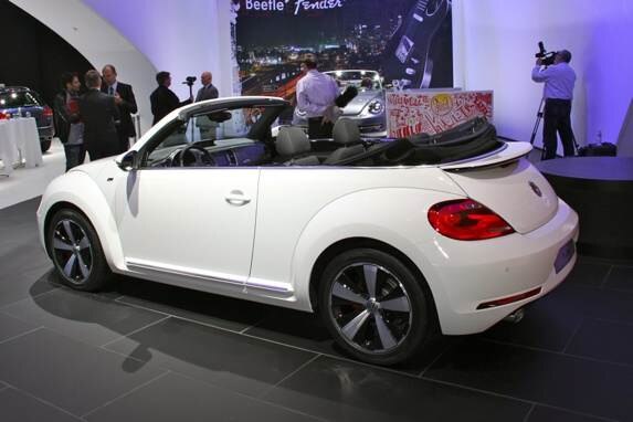 vw-beetle-convertible-17-600-001