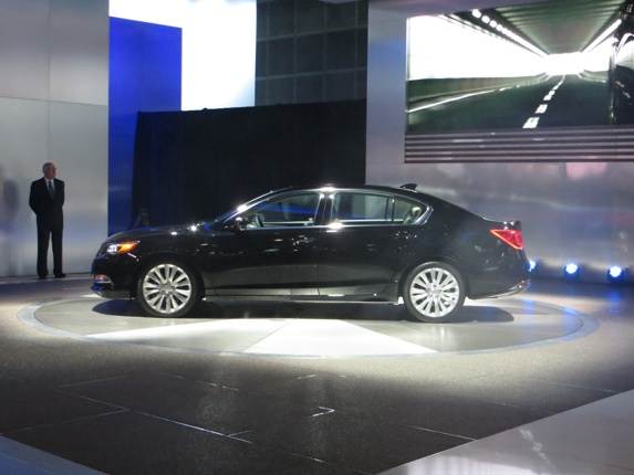 acura-rlx--(1)-600-001