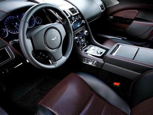 2014-aston-martin-rapide-s-front-seats-600-001