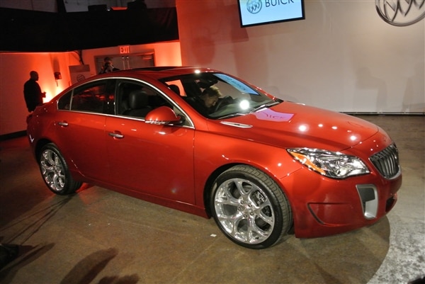 2014-buick-regal-2-600-001