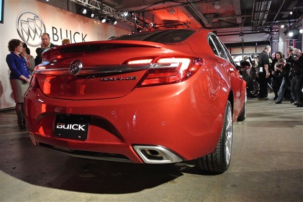 2014-buick-regal-4-600-001