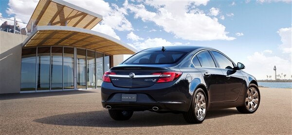 2014-buick-regal-007-600-001