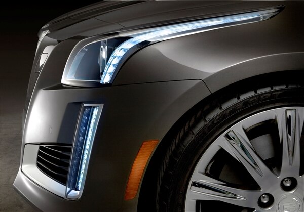 2014-cadillac-cts-005-600-001