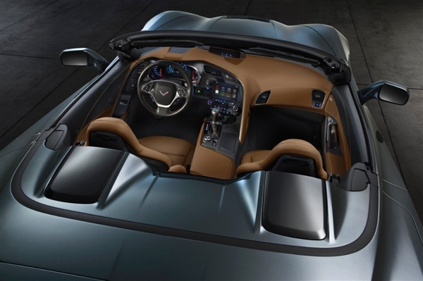 2014-chevrolet-corvette-convertible-overhead-interior-600-001