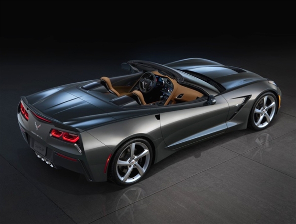 2014-chevrolet-corvette-convertible-rear-static-top-down-600-001