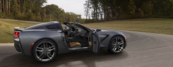 2014-chevrolet-corvette-008-600-001